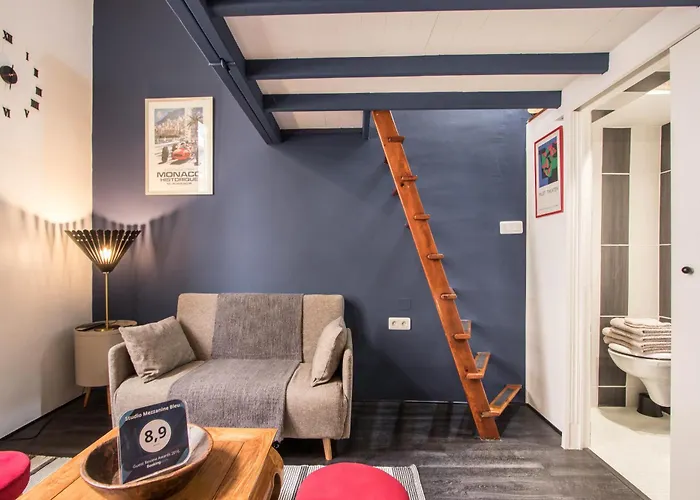 Studio Mezzanine Bleu