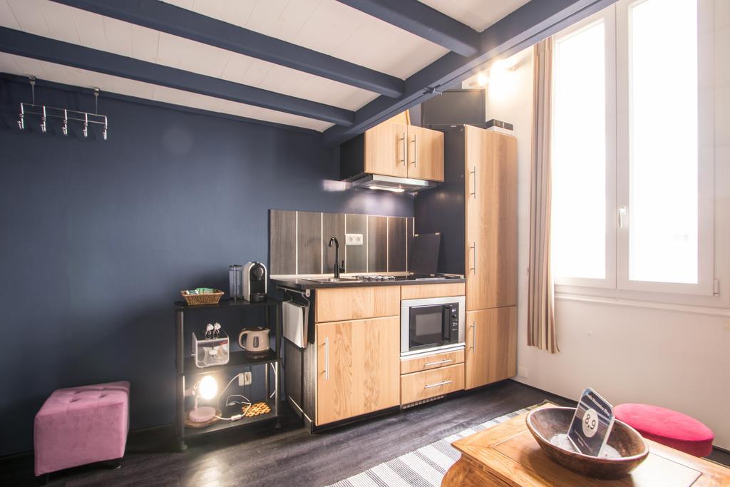 Mezzanine Bleu Apartment *